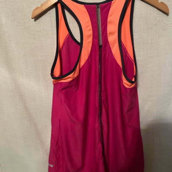 Avia Women’s Fuchsia & Coral Racerback Tank Top size L - Picture 3 of 5